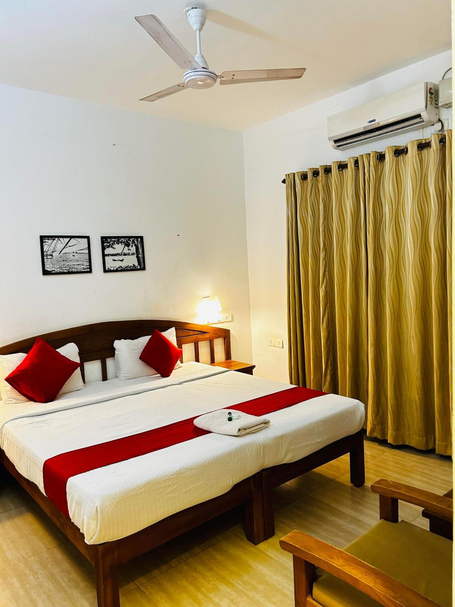 Pepper Route, Fort Kochi Luaran gambar